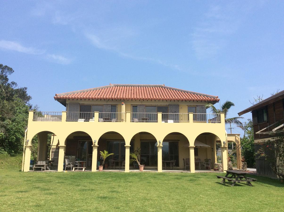 Urauchi Mayagusuku Resort מראה חיצוני תמונה