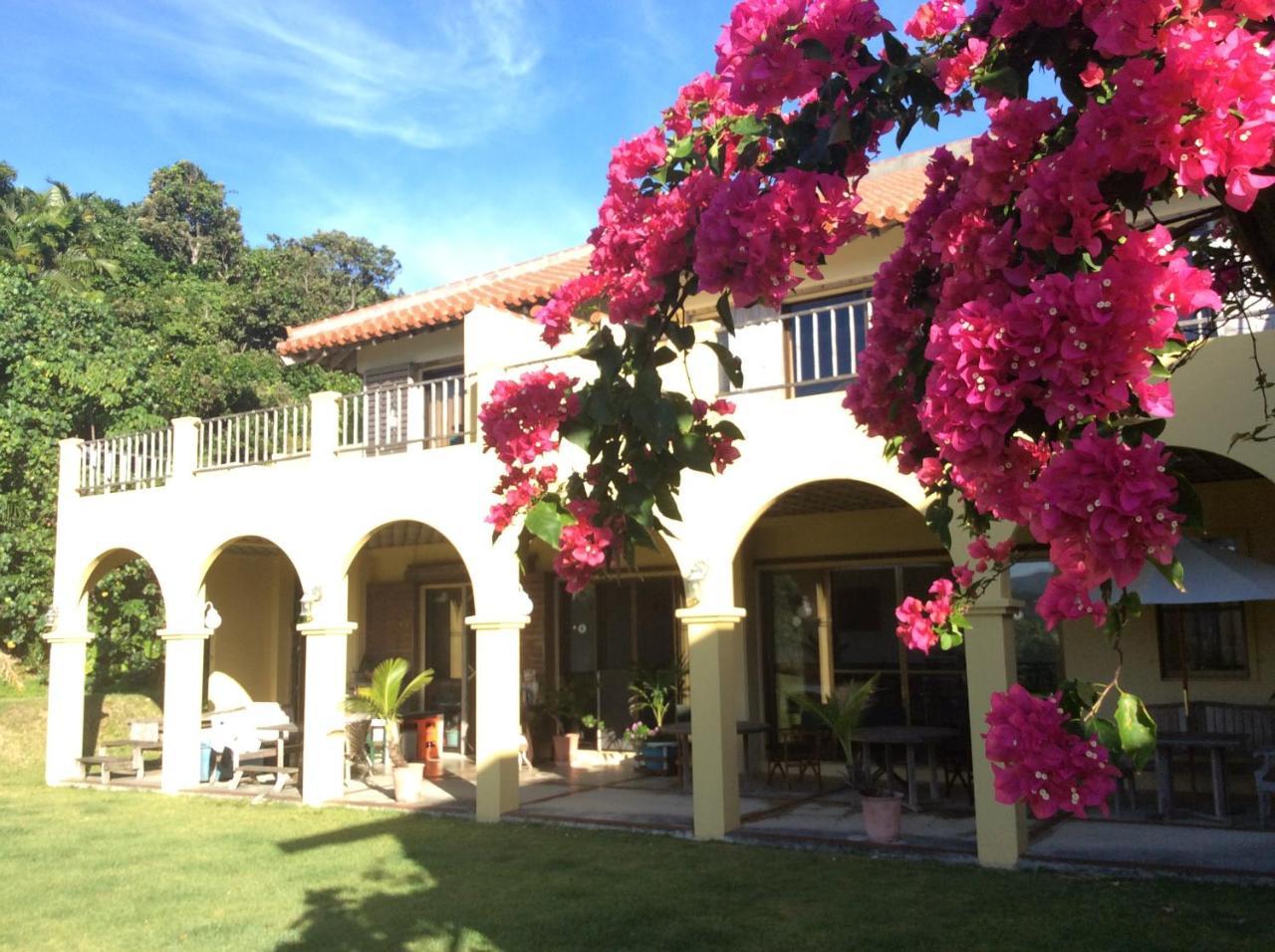 Urauchi Mayagusuku Resort מראה חיצוני תמונה